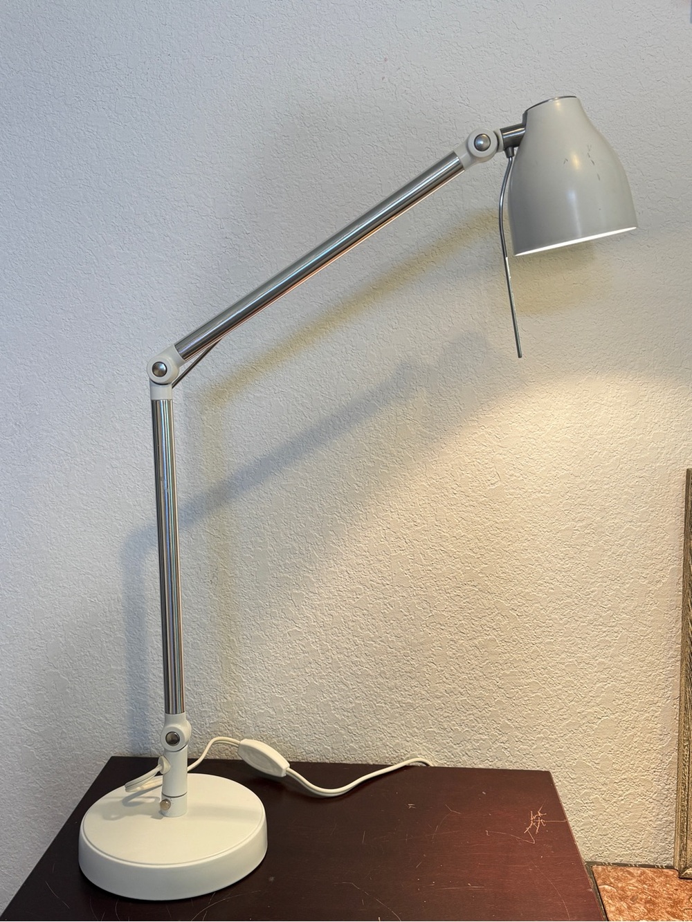 IKEA Tral White Desk Work Lamp Adjustable Arm Head Metal Light
Articulating